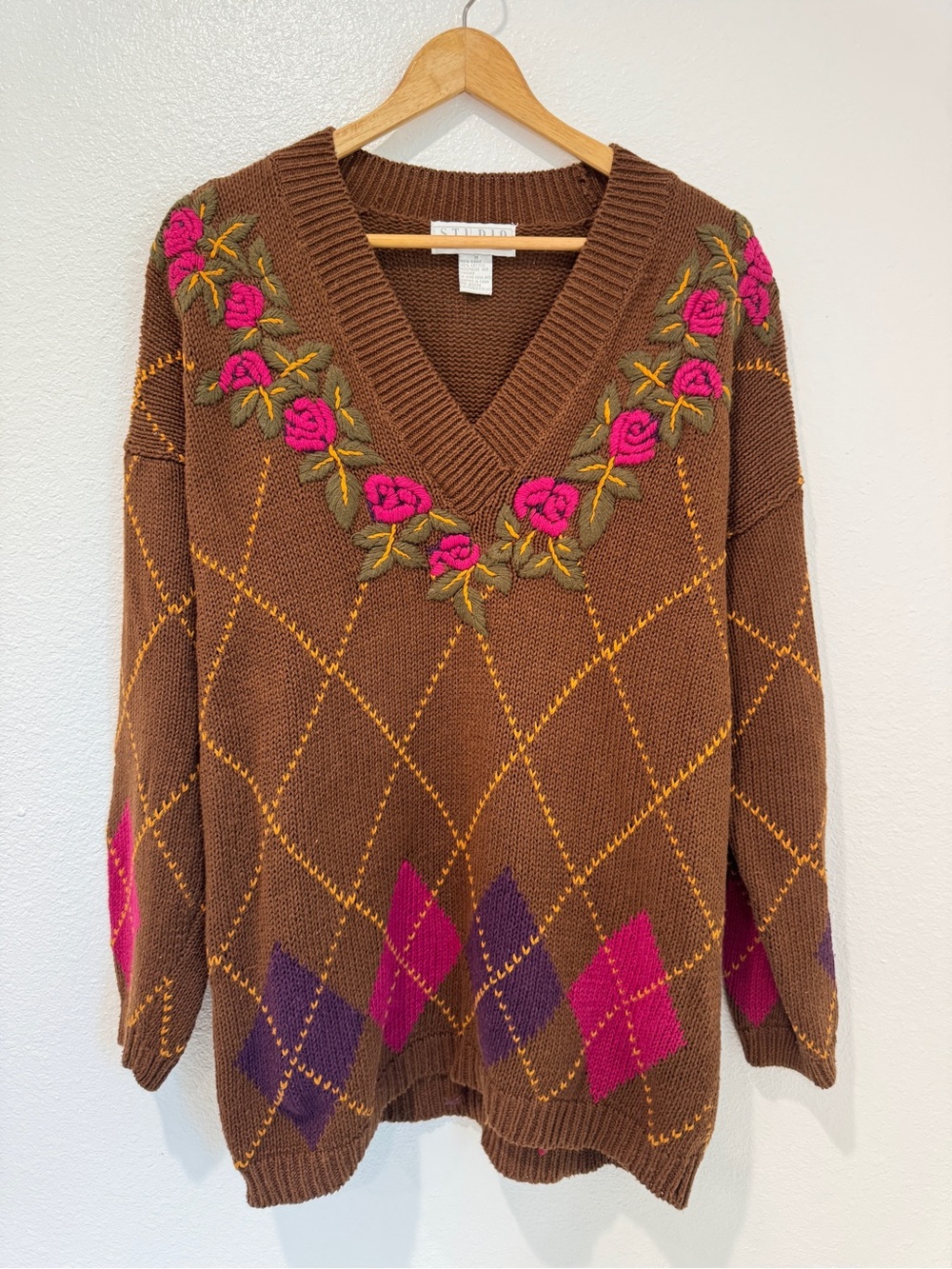 Vintage Studio Michelle Stuart Brown Argyle Rose Floral V Neck Knit Sweater M